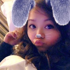 Meet your Posher, Ngọc